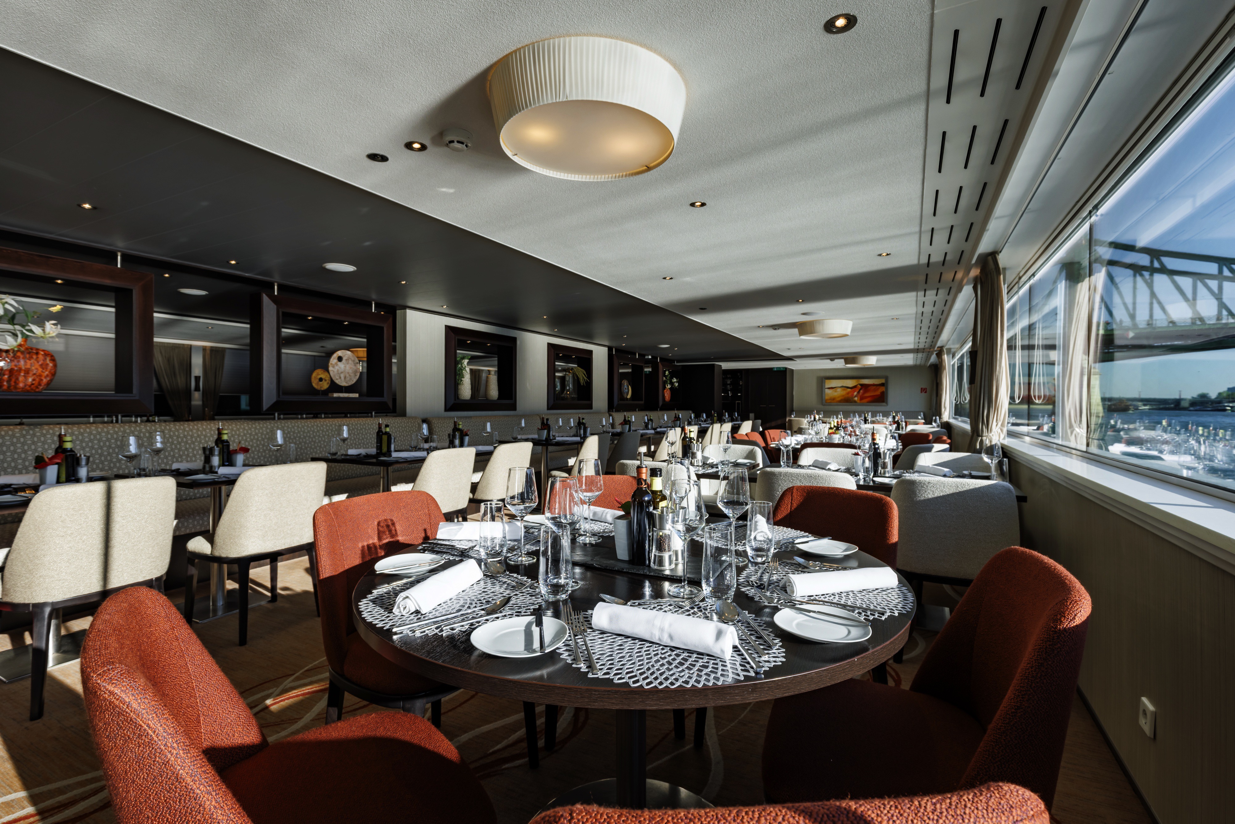 Avalon Illumination - Panorama Dining Room